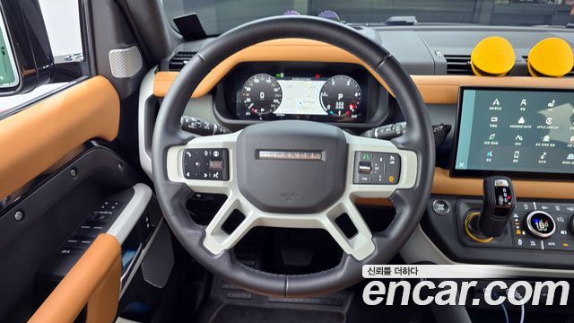 Land Rover Defender 130 D300 X-Dynamic HSE