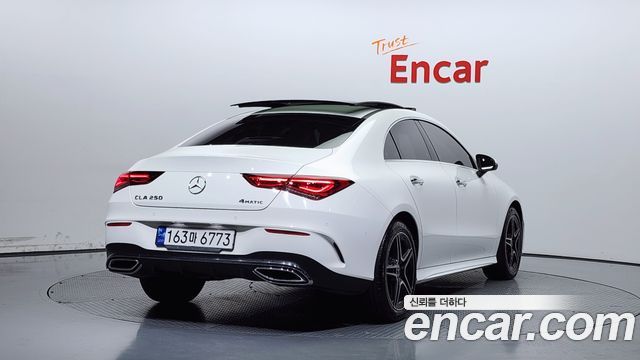 Mercedes-Benz CLA-Class CLA250 4MATIC
