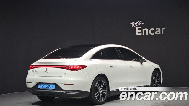 Mercedes-Benz EQE EQE300