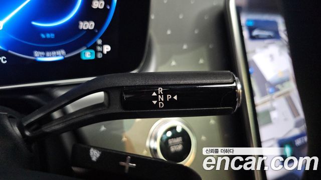 Mercedes-Benz EQE EQE300