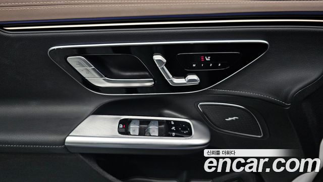 Mercedes-Benz EQE EQE300