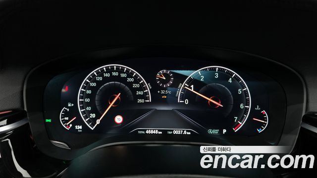 BMW 5-Series 520i Luxury
