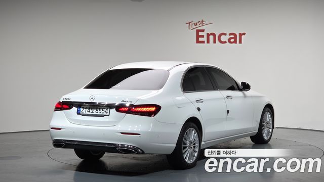Mercedes-Benz E-Class E220d 4MATIC Exclusive