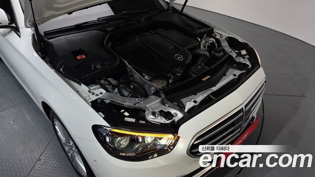 Mercedes-Benz E-Class E220d 4MATIC Exclusive