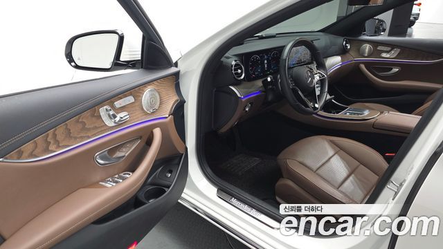 Mercedes-Benz E-Class E220d 4MATIC Exclusive