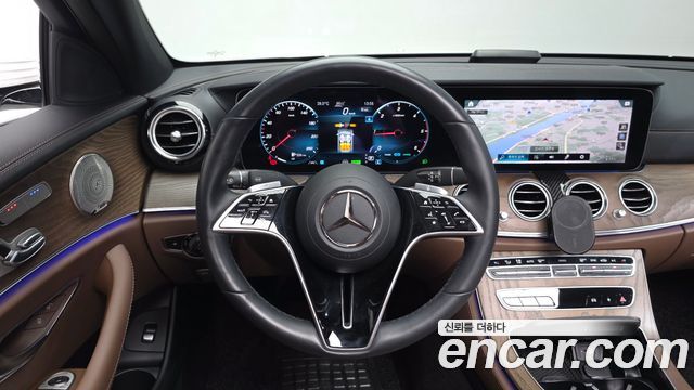 Mercedes-Benz E-Class E220d 4MATIC Exclusive