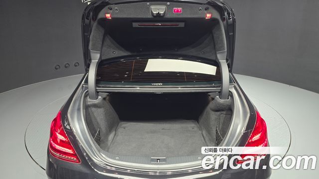 Mercedes-Benz S-Class S350L