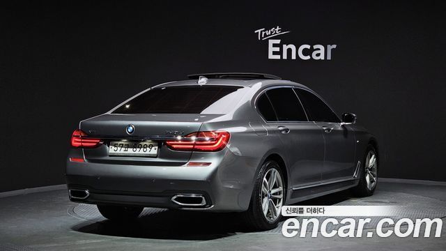 BMW 7-Series 740Li xDrive M Sport Package