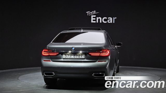 BMW 7-Series 740Li xDrive M Sport Package