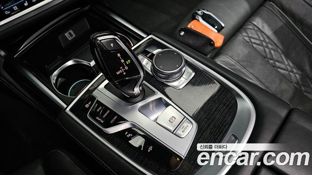 BMW 7-Series 740Li xDrive M Sport Package