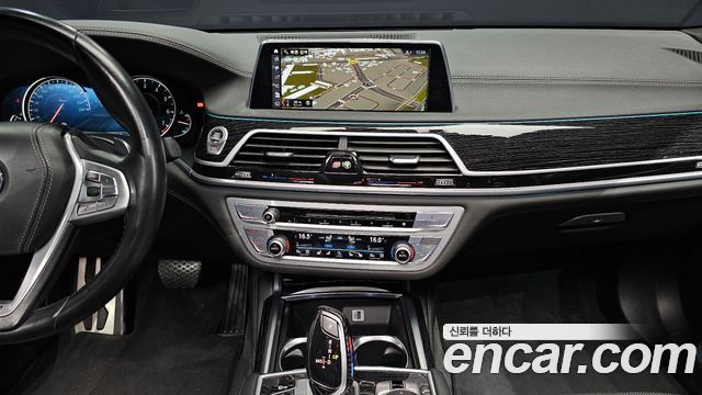 BMW 7-Series 740Li xDrive M Sport Package