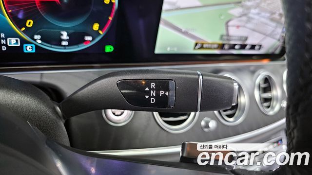 Mercedes-Benz E-Class E220d 4MATIC AMG Line