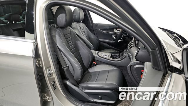 Mercedes-Benz E-Class E220d 4MATIC AMG Line