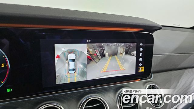 Mercedes-Benz E-Class E220d 4MATIC AMG Line