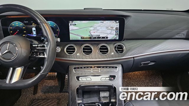 Mercedes-Benz E-Class E220d 4MATIC AMG Line