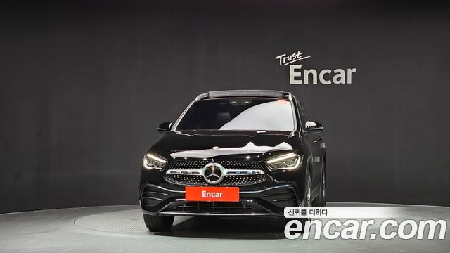 Mercedes-Benz GLA-Class GLA250 4MATIC