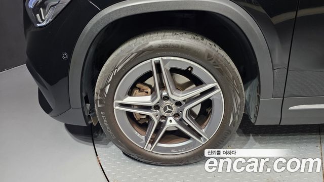 Mercedes-Benz GLA-Class GLA250 4MATIC