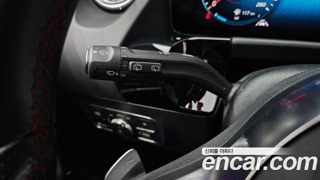 Mercedes-Benz GLA-Class GLA250 4MATIC