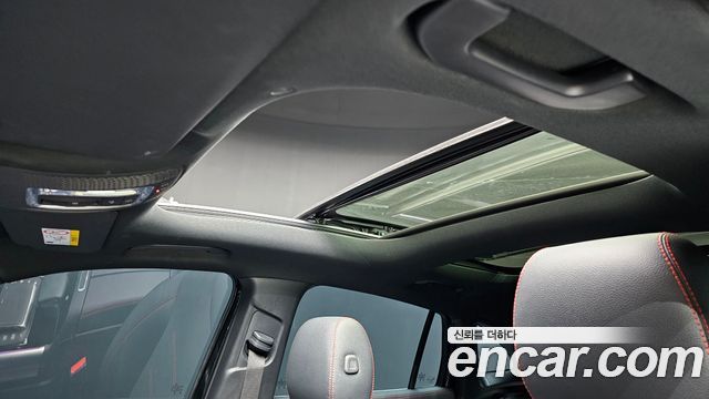 Mercedes-Benz GLA-Class GLA250 4MATIC