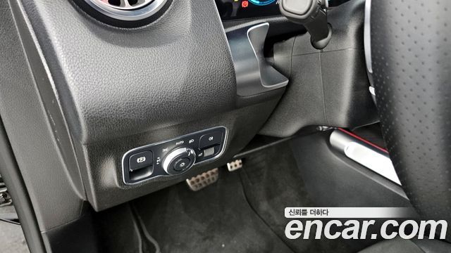 Mercedes-Benz GLB-Class GLB250 4MATIC