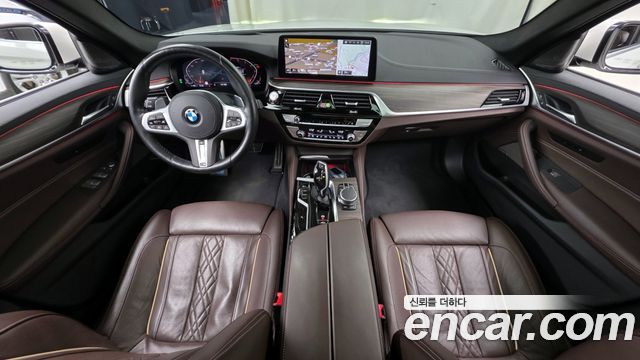 BMW 5-Series 530i xDrive M Sport Package