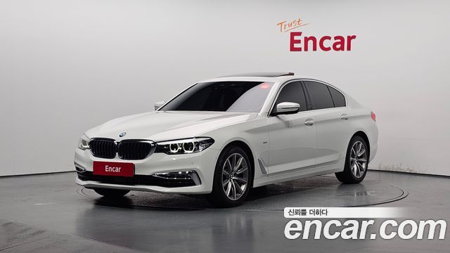 BMW 5-Series 520i Luxury