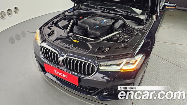 BMW 5-Series 530e M Sport