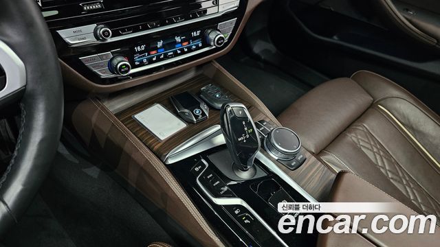 BMW 5-Series 530e M Sport