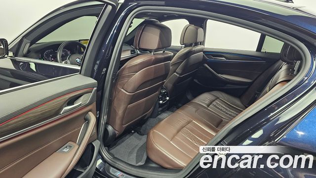 BMW 5-Series 530e M Sport