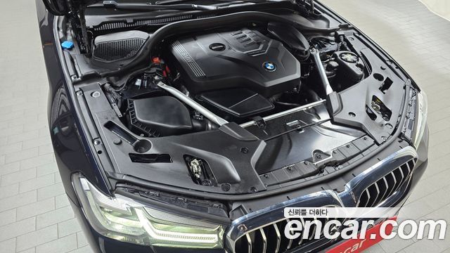 BMW 5-Series 520i M Sport