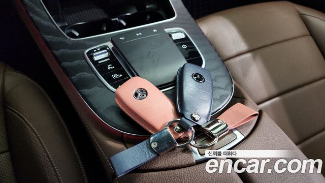 Mercedes-Benz E-Class E350 4MATIC Avantgarde