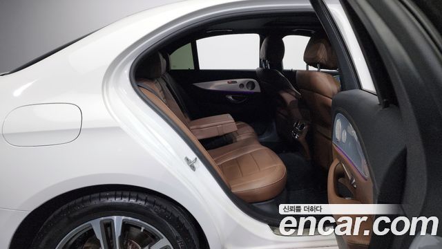 Mercedes-Benz E-Class E350 4MATIC Avantgarde