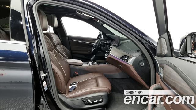 BMW 5-Series 530i M Sport Package