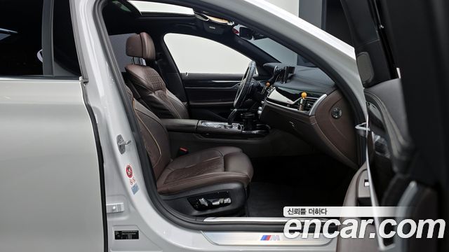 BMW 7-Series 730d xDrive M Sport