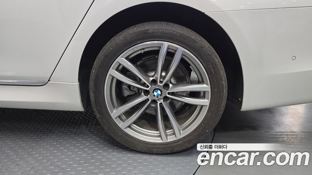 BMW 7-Series 730d xDrive M Sport