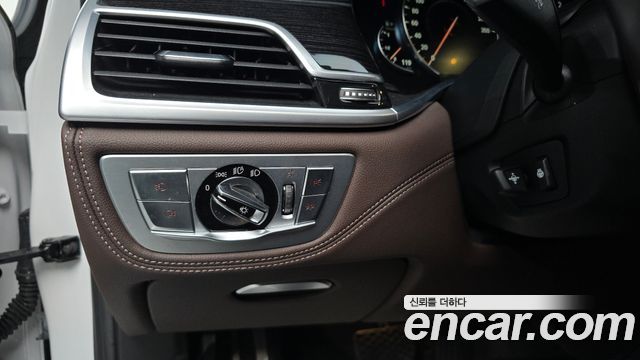 BMW 7-Series 730d xDrive M Sport