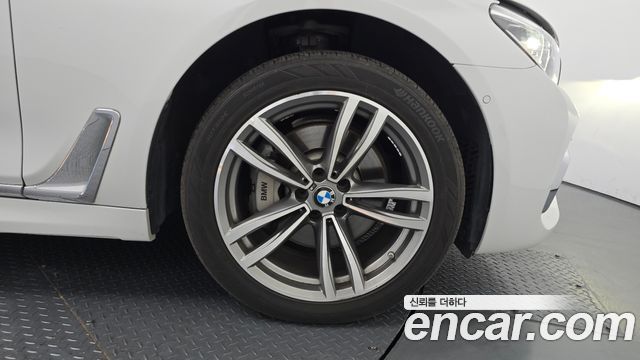 BMW 7-Series 730d xDrive M Sport