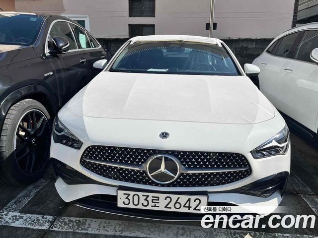 Mercedes-Benz CLA-Class CLA250 4MATIC