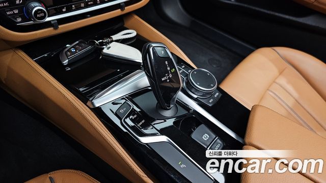 BMW 5-Series 520d Luxury Special Edition