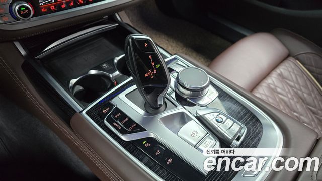 BMW 7-Series 740Li xDrive M Sport Package