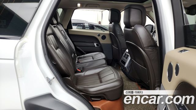 Land Rover Range Rover Sport 3.0 SDV6 HSE