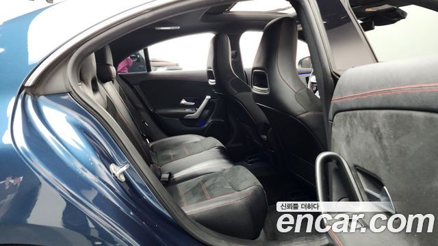Mercedes-Benz CLA-Class CLA250 4MATIC