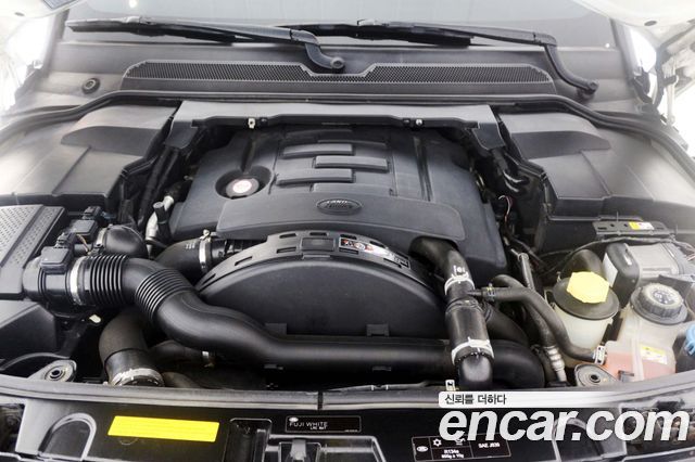 Land Rover Discovery 3.0 SDV6 HSE