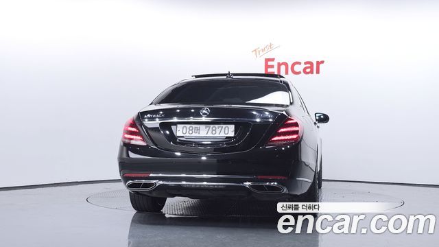 Mercedes-Benz S-Class Maybach S560 4MATIC