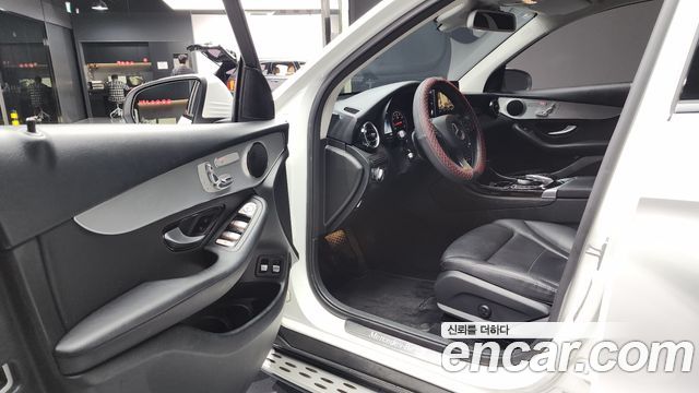 Mercedes-Benz GLC-Class GLC350e 4MATIC