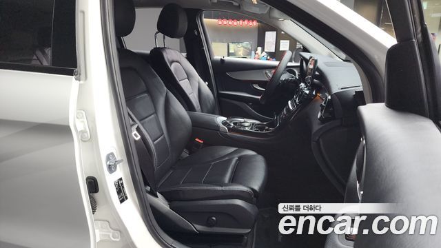 Mercedes-Benz GLC-Class GLC350e 4MATIC