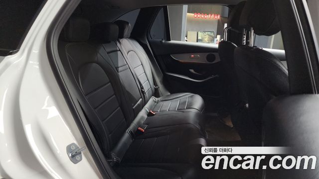 Mercedes-Benz GLC-Class GLC350e 4MATIC