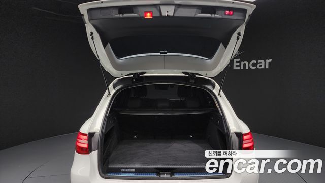 Mercedes-Benz GLC-Class GLC350e 4MATIC