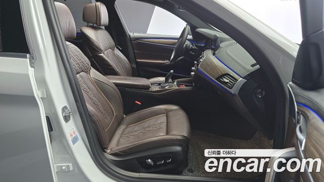 BMW 5-Series 520d M Sport Package Plus