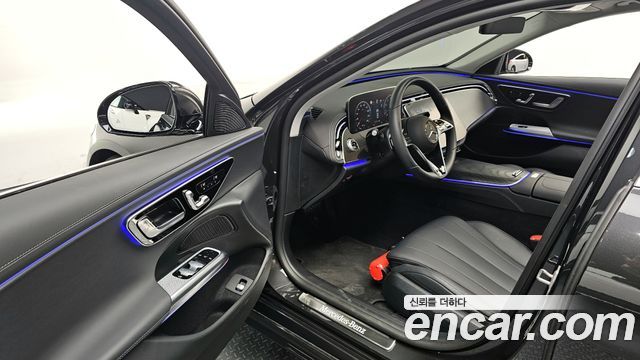 Mercedes-Benz E-Class E200 Avantgarde
